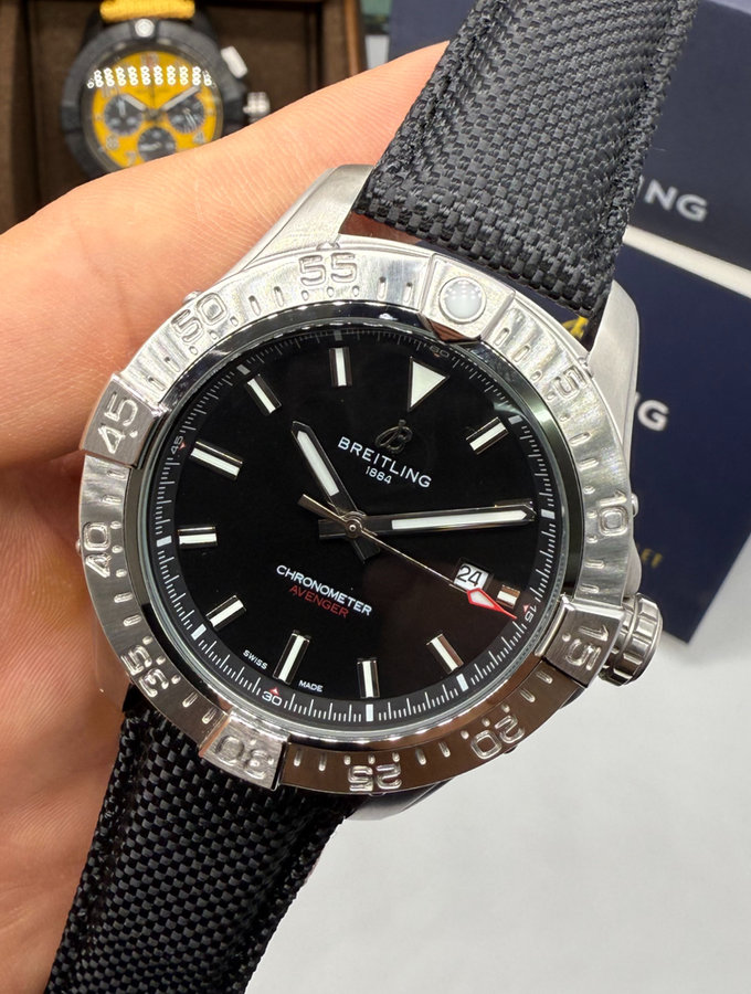 Breitling Avenger Aço
