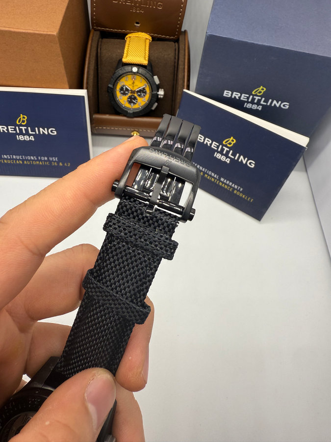 Breitling Avenger Aço/OxBlack