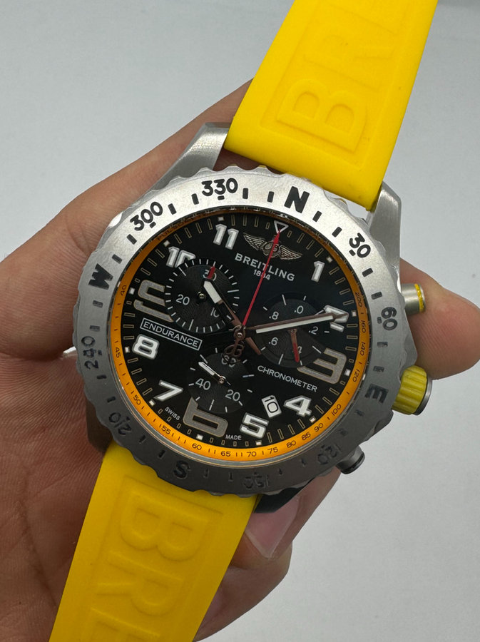 Breitling ENDURANCE PRO Aço