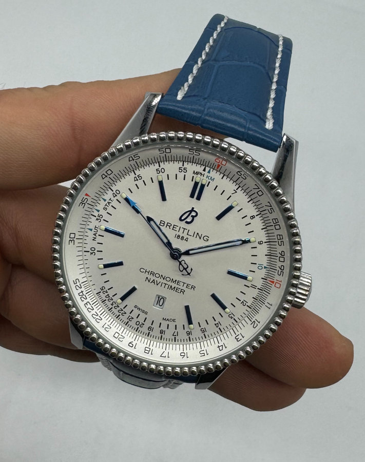 Breitling Navitimer