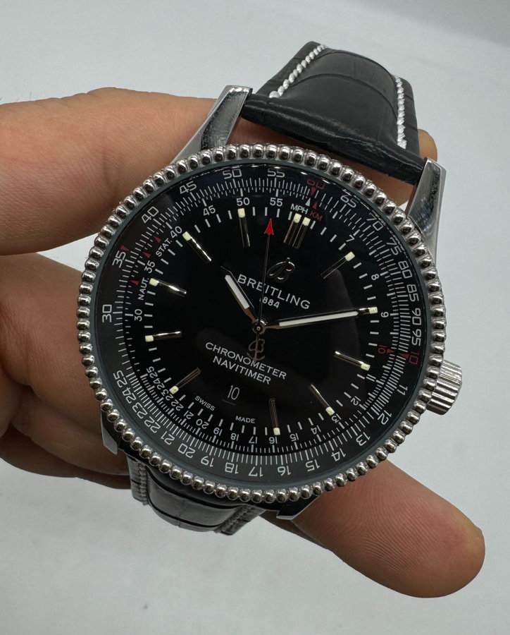 Breitling Navitimer