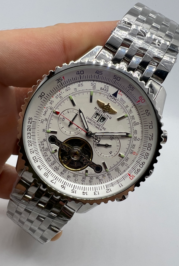 Breitling Navitimer