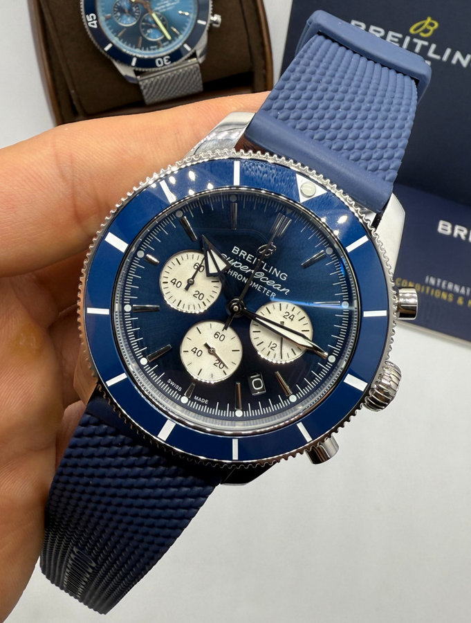 Breitling Superocean Crono Aço