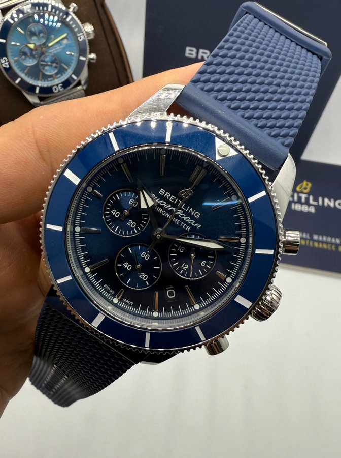 Breitling Superocean Crono Aço