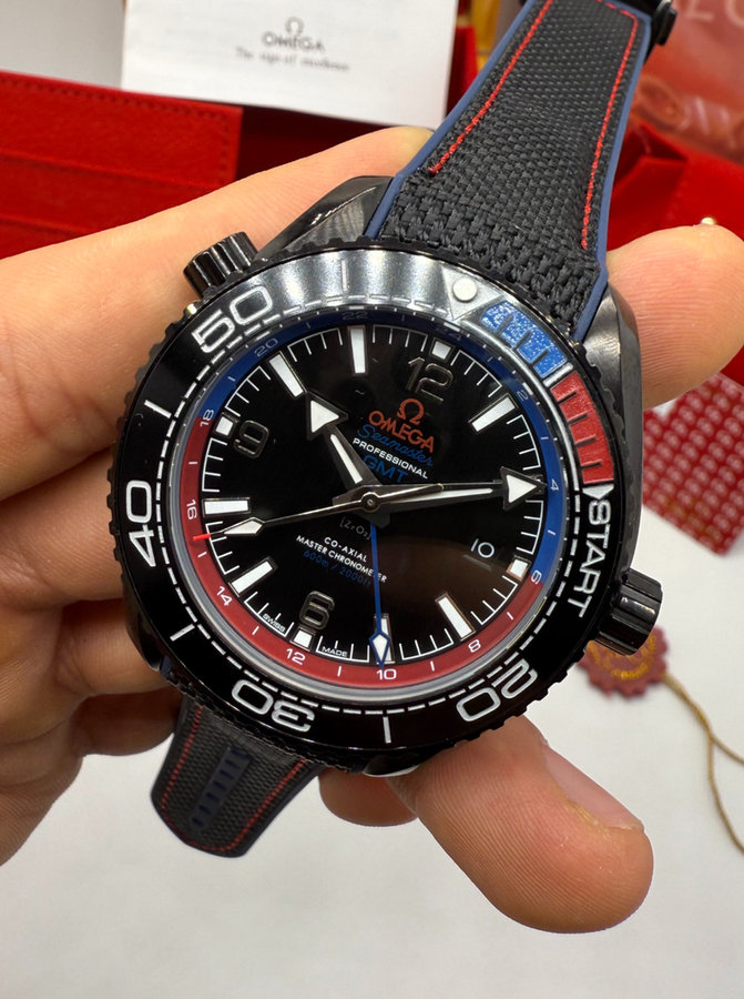 Omega Planet Ocean Co-Axial Master GMT 45,5