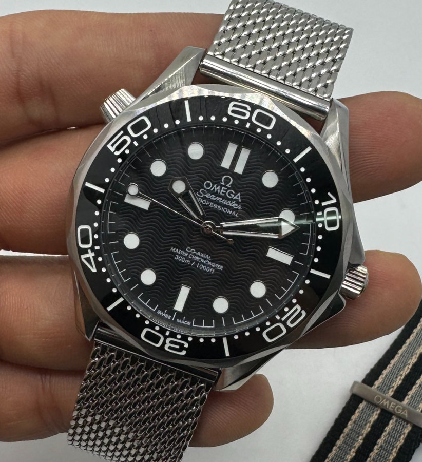 Omega Seamaster 007 Spectre 60 Anos