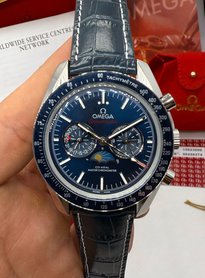 Omega Speedmaster Dark Side of the Moon