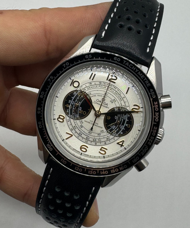 Omega Speedmaster Edição Especial Paris 2024