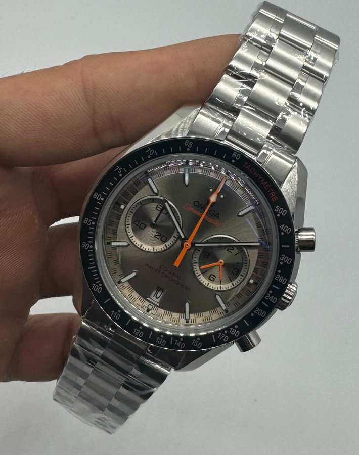 Omega SPEEDMASTER MOONWATCH PROFESSIONAL