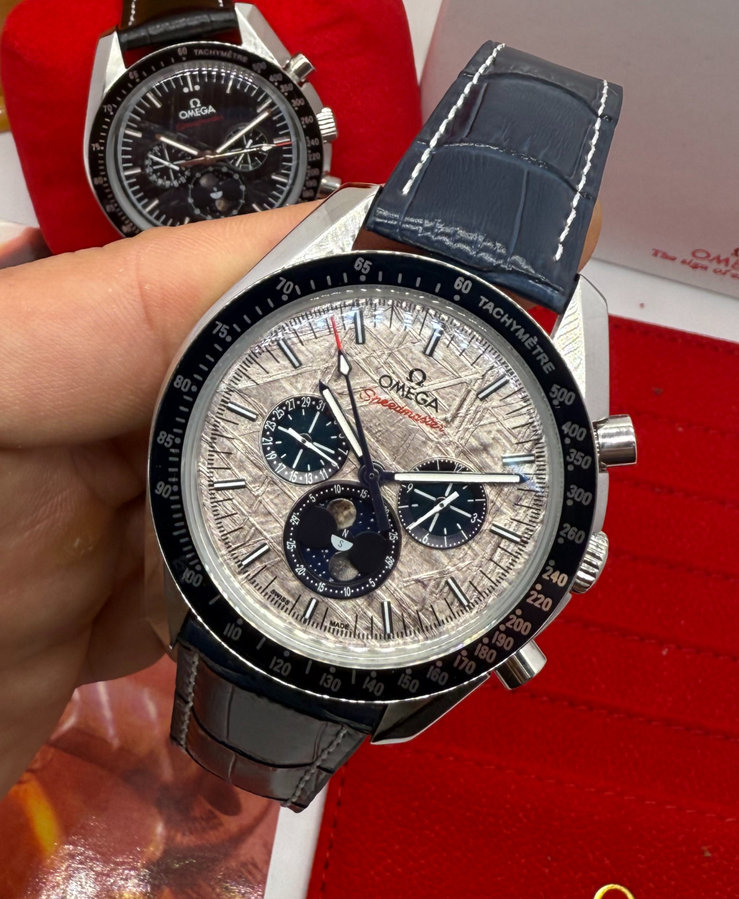 Omega SPEEDMASTER MOONWATCH PROFESSIONAL