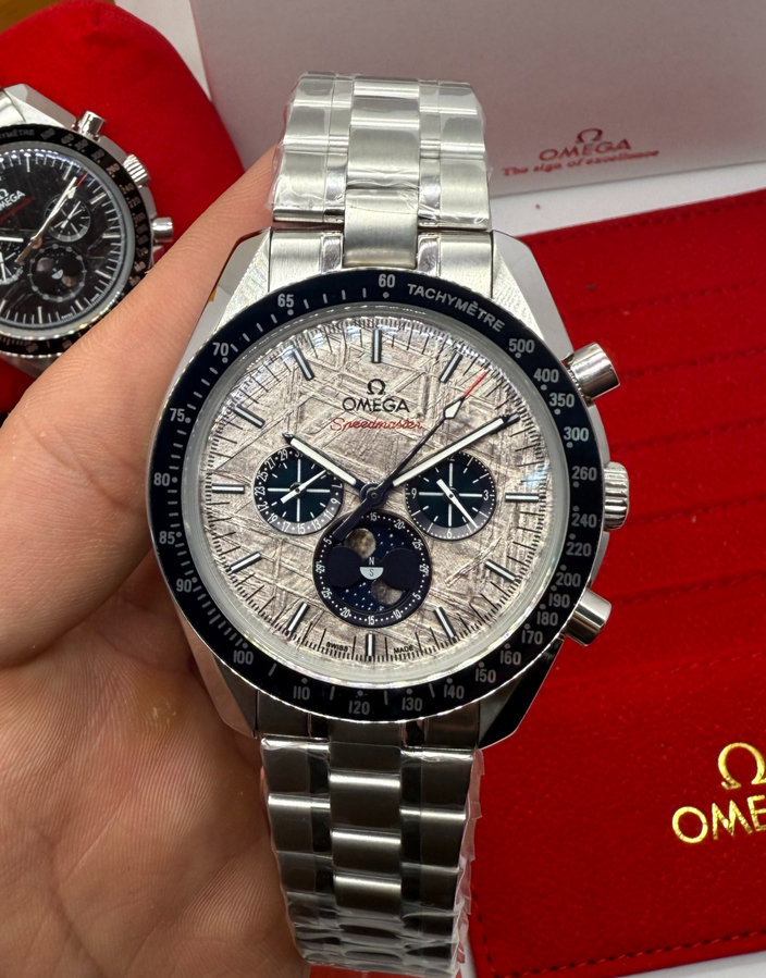Omega SPEEDMASTER MOONWATCH PROFESSIONAL