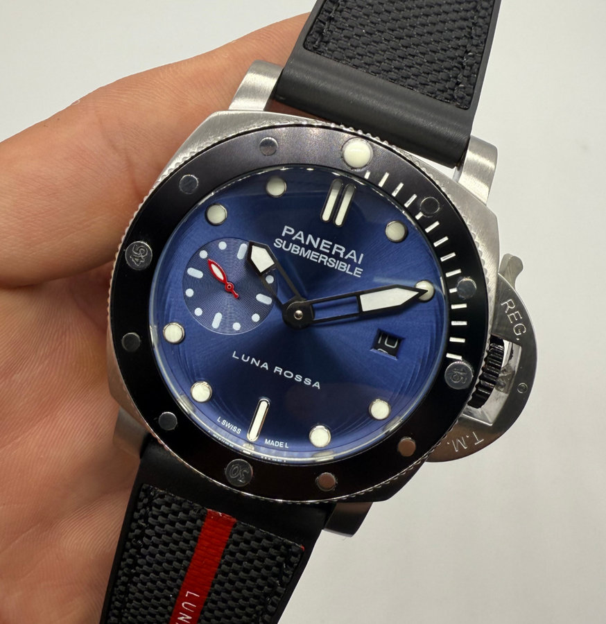 Panerai Luminor Submersible