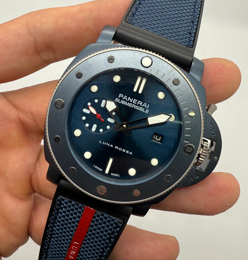 Panerai Luminor Submersible