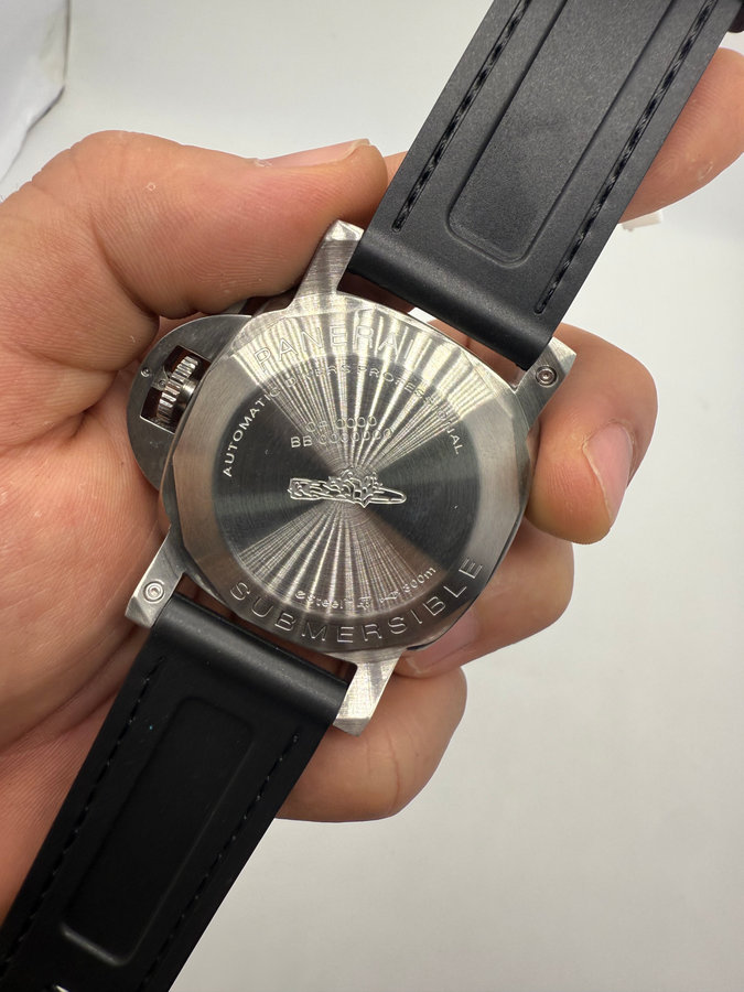 Panerai Luminor Submersible