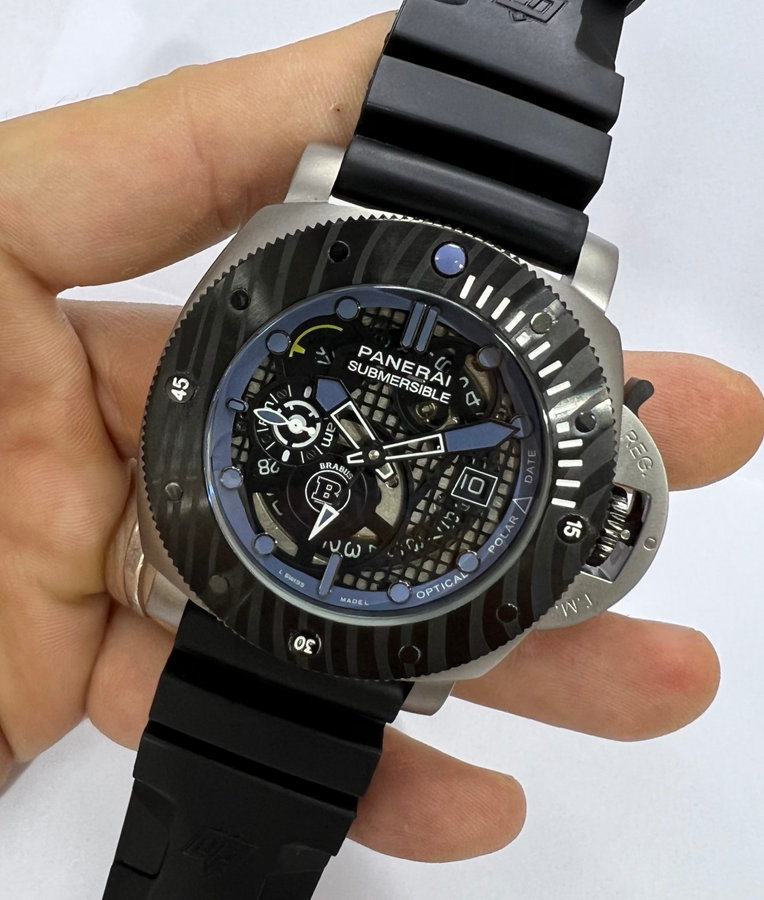 Panerai Luminor Submersible
