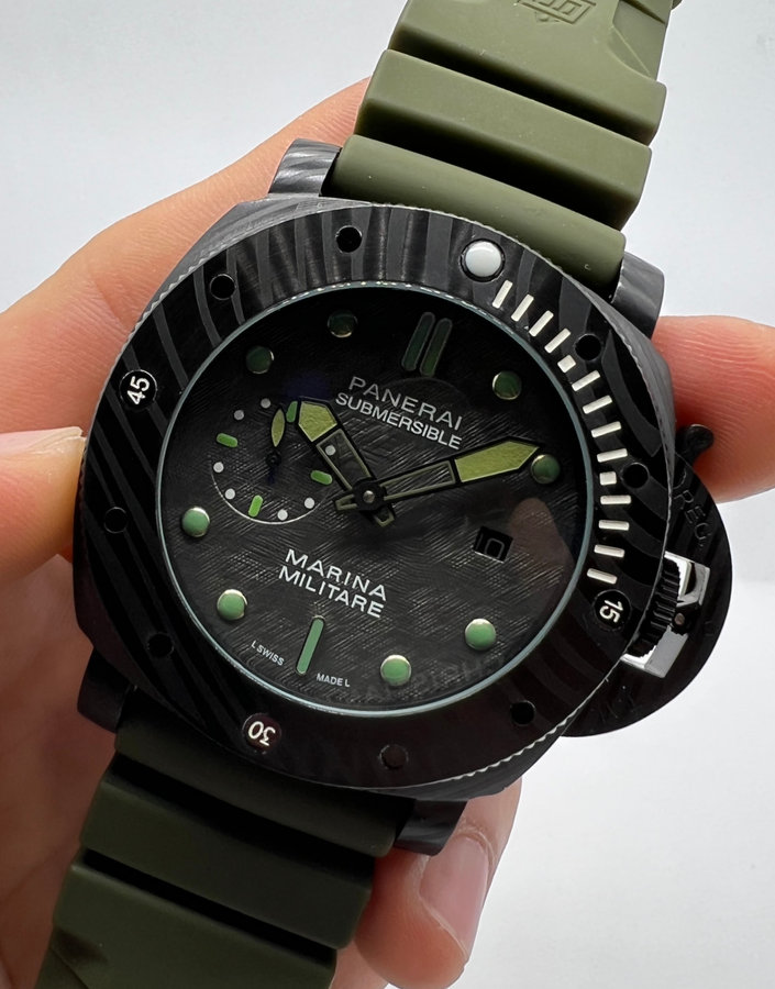 Panerai Luminor Submersible