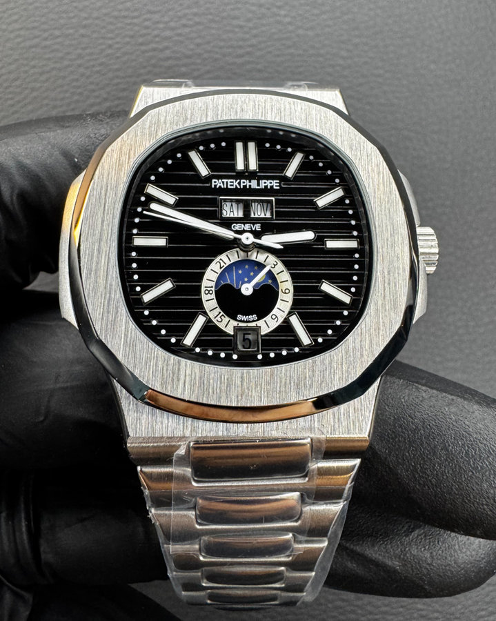Patek Philippe Nautilus
