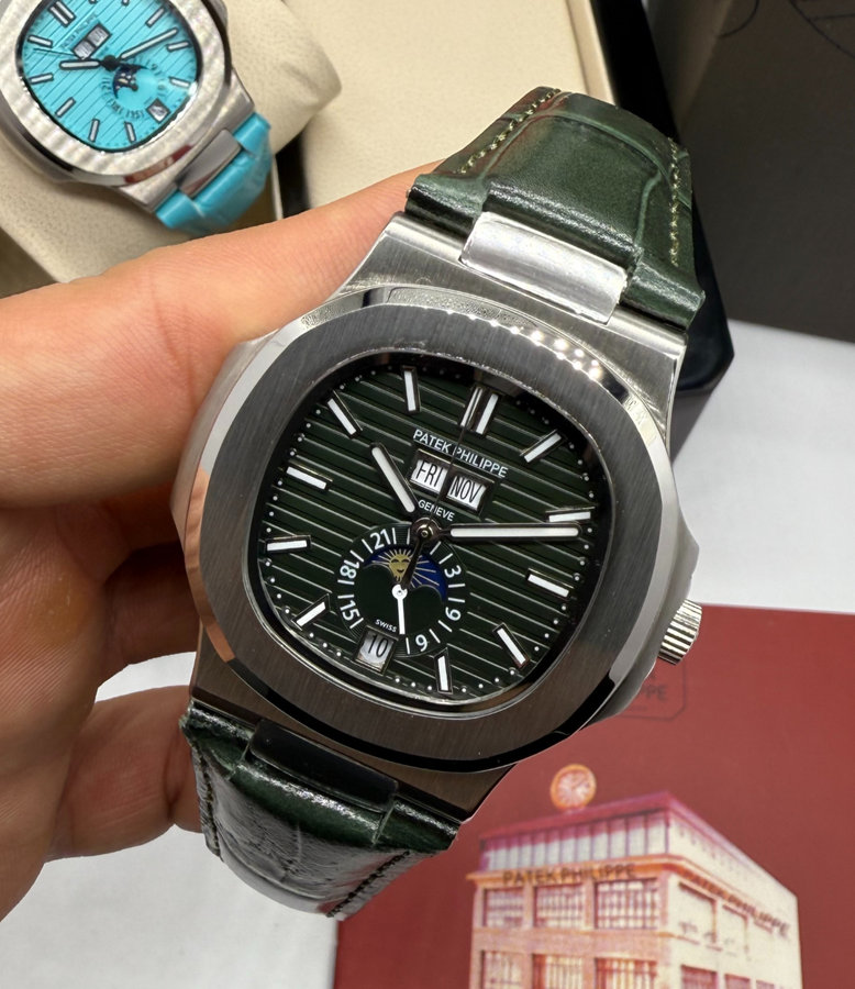 Patek Philippe Nautilus