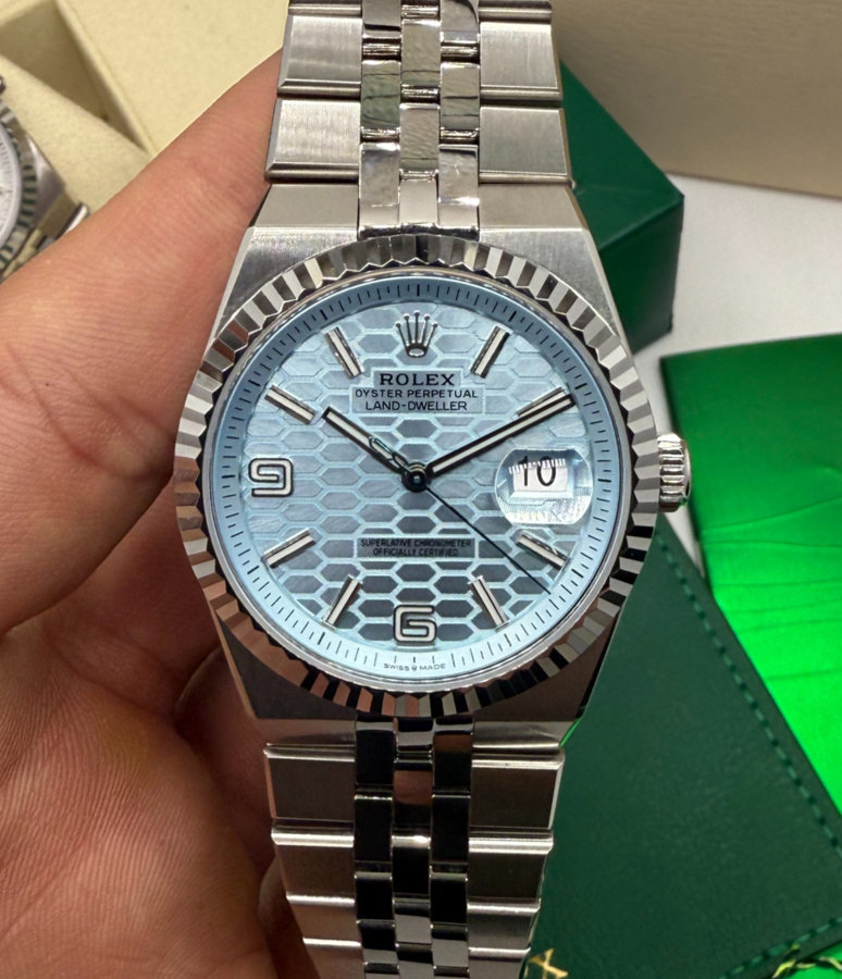 Rolex Land-Dweller