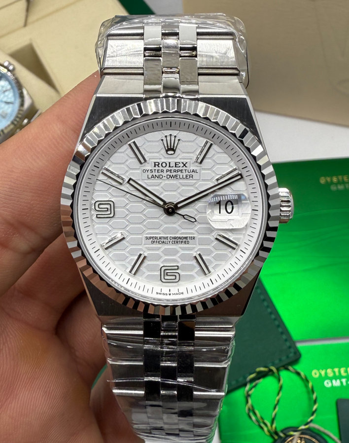 Rolex Land-Dweller