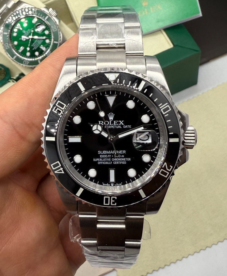 Rolex Submariner Date