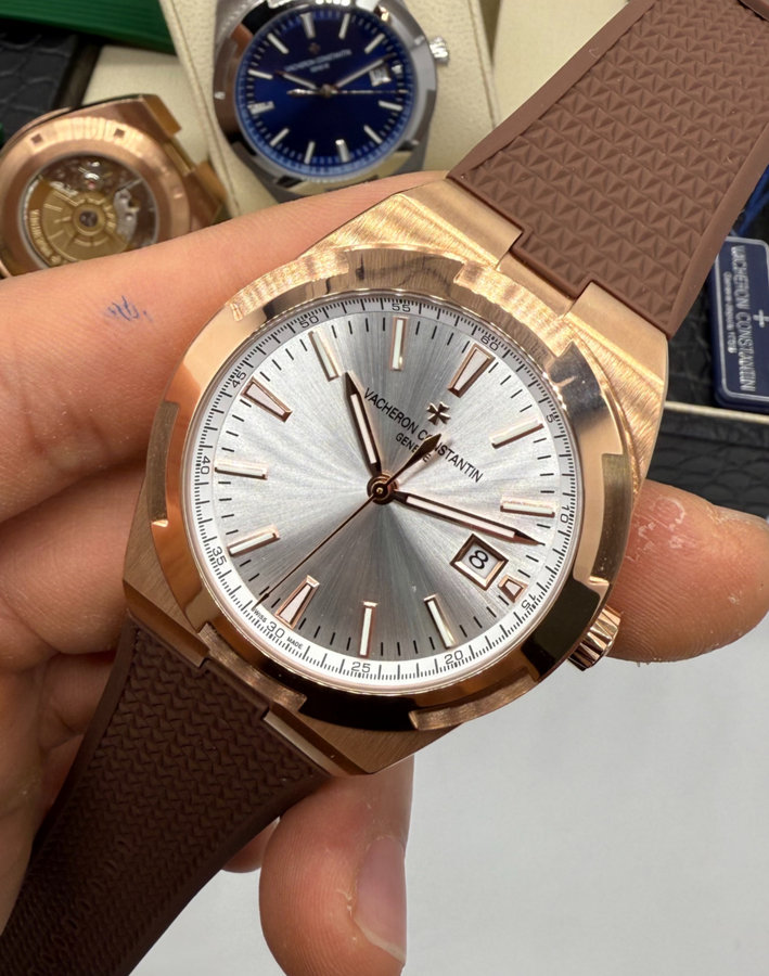 Vacheron Constantin Overseas Aço/Rose