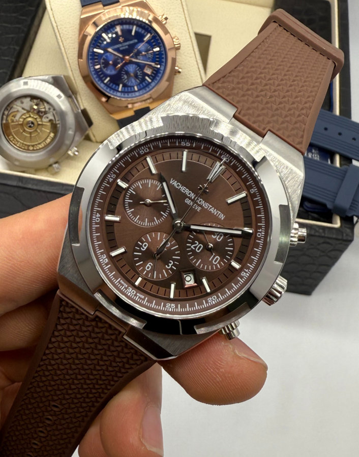 Vacheron Constantin Overseas Crono Aço