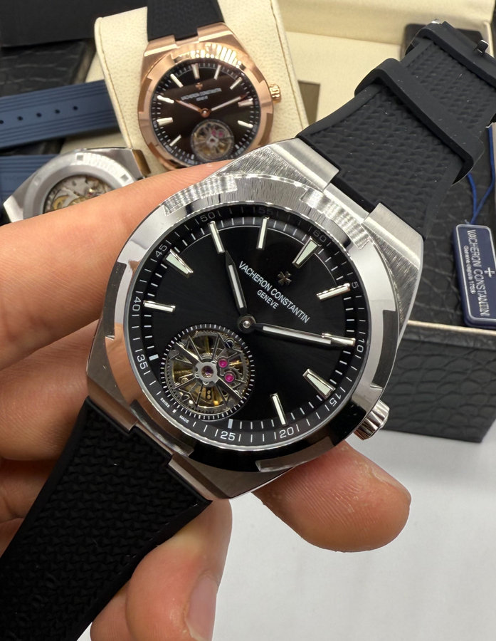 Vacheron Constantin Overseas Turbilhão Aço