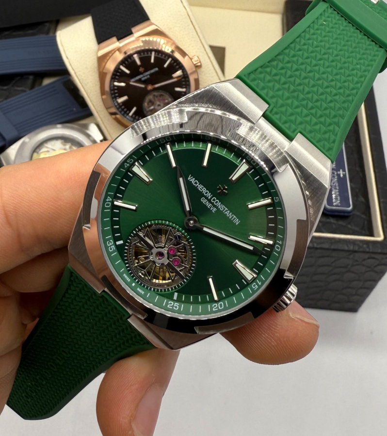 Vacheron Constantin Overseas Turbilhão Aço