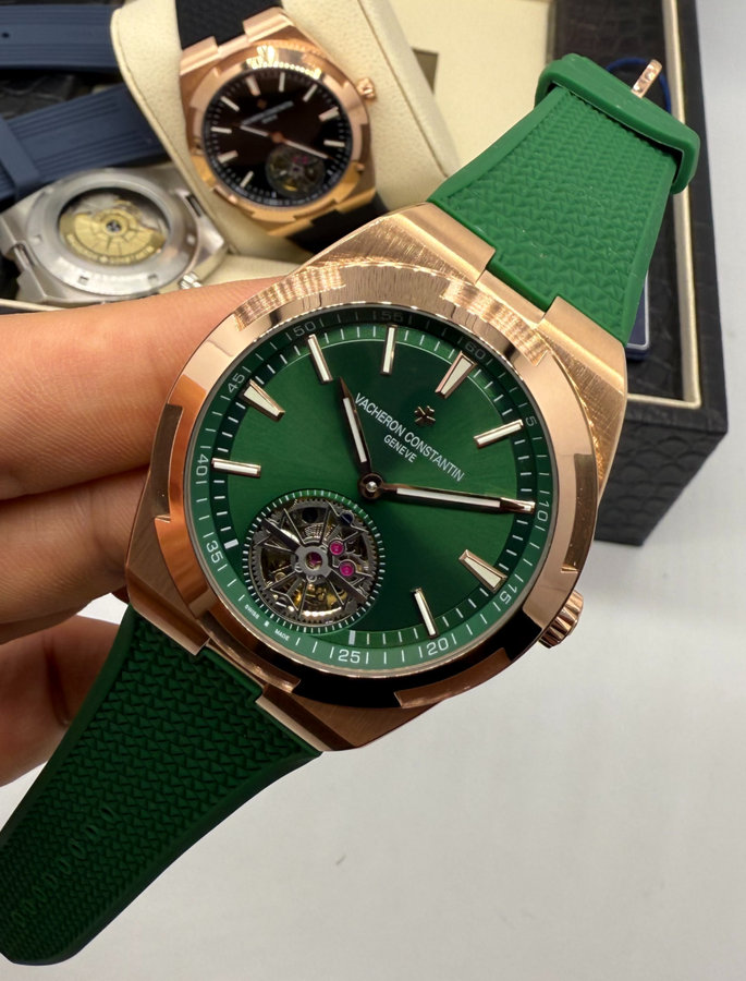 Vacheron Constantin Overseas Turbilhão Aço/Rose